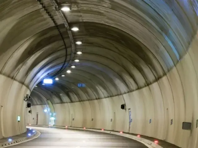 Tunnel Seam Splicing Foam